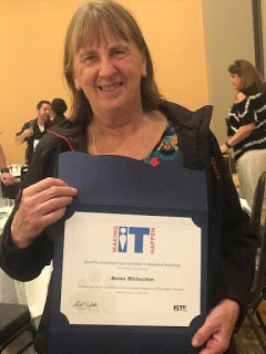 Anne accepting the "Making IT Happen" award at ISTE 2017